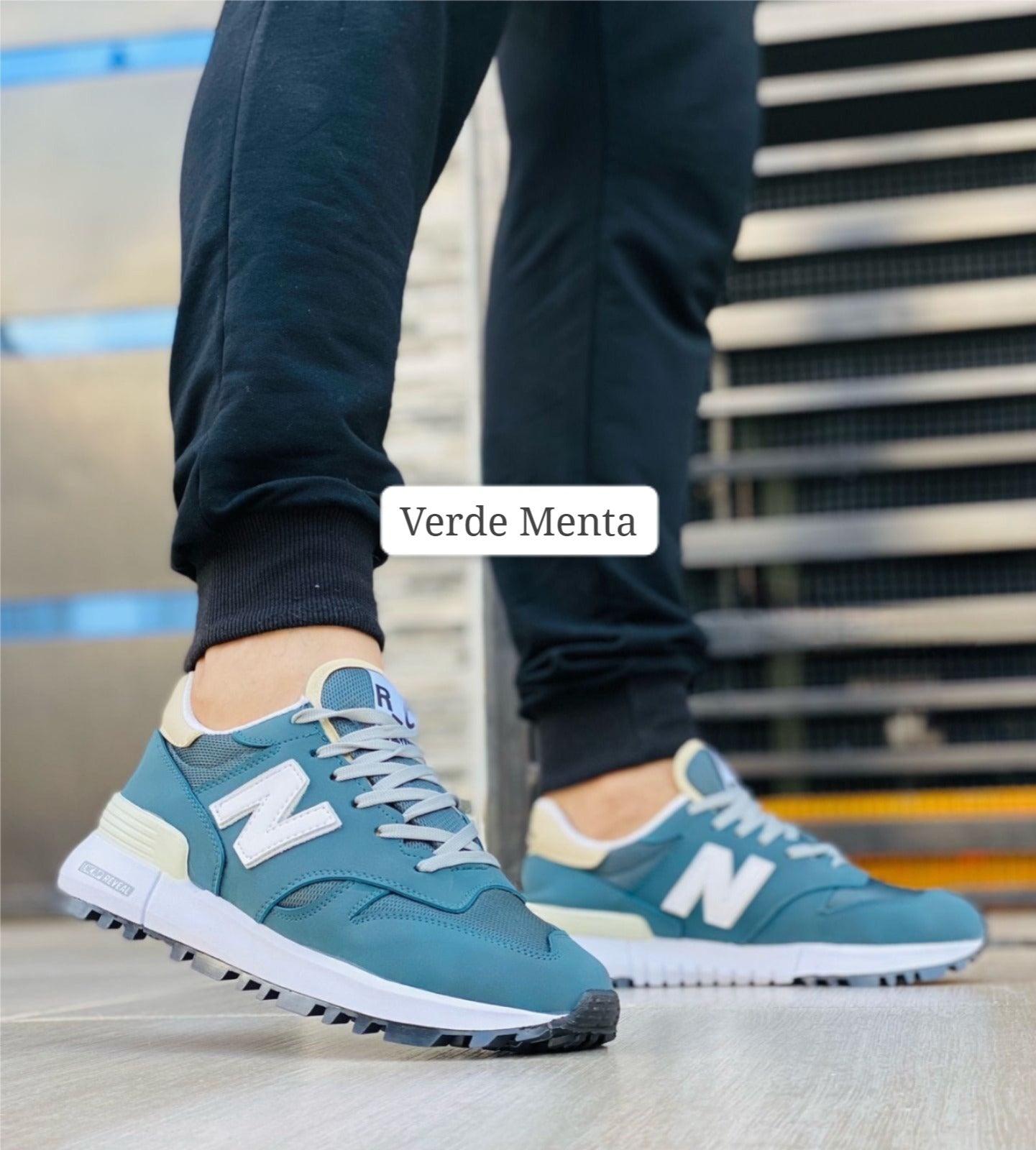 New Balance 1300 Unisex