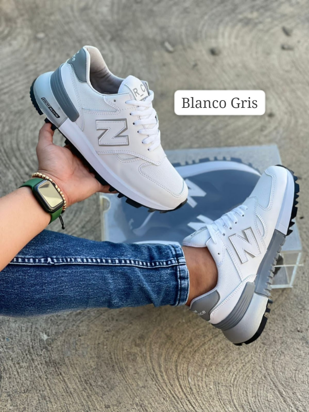 New Balance 1300 Unisex